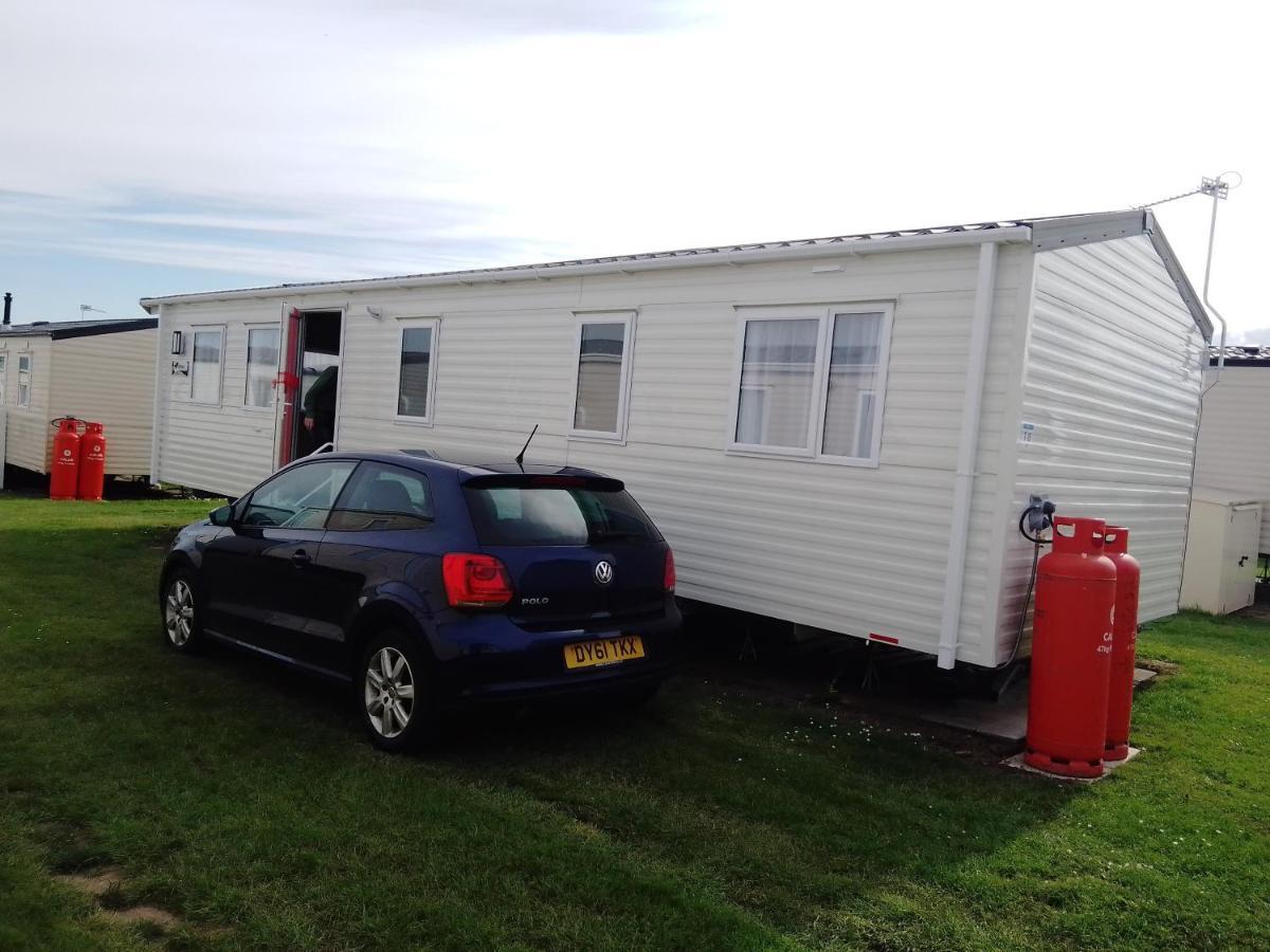 3 Bed ,Sleeps 8 Caravan California Cliffs Holiday Park Scratby Exterior photo